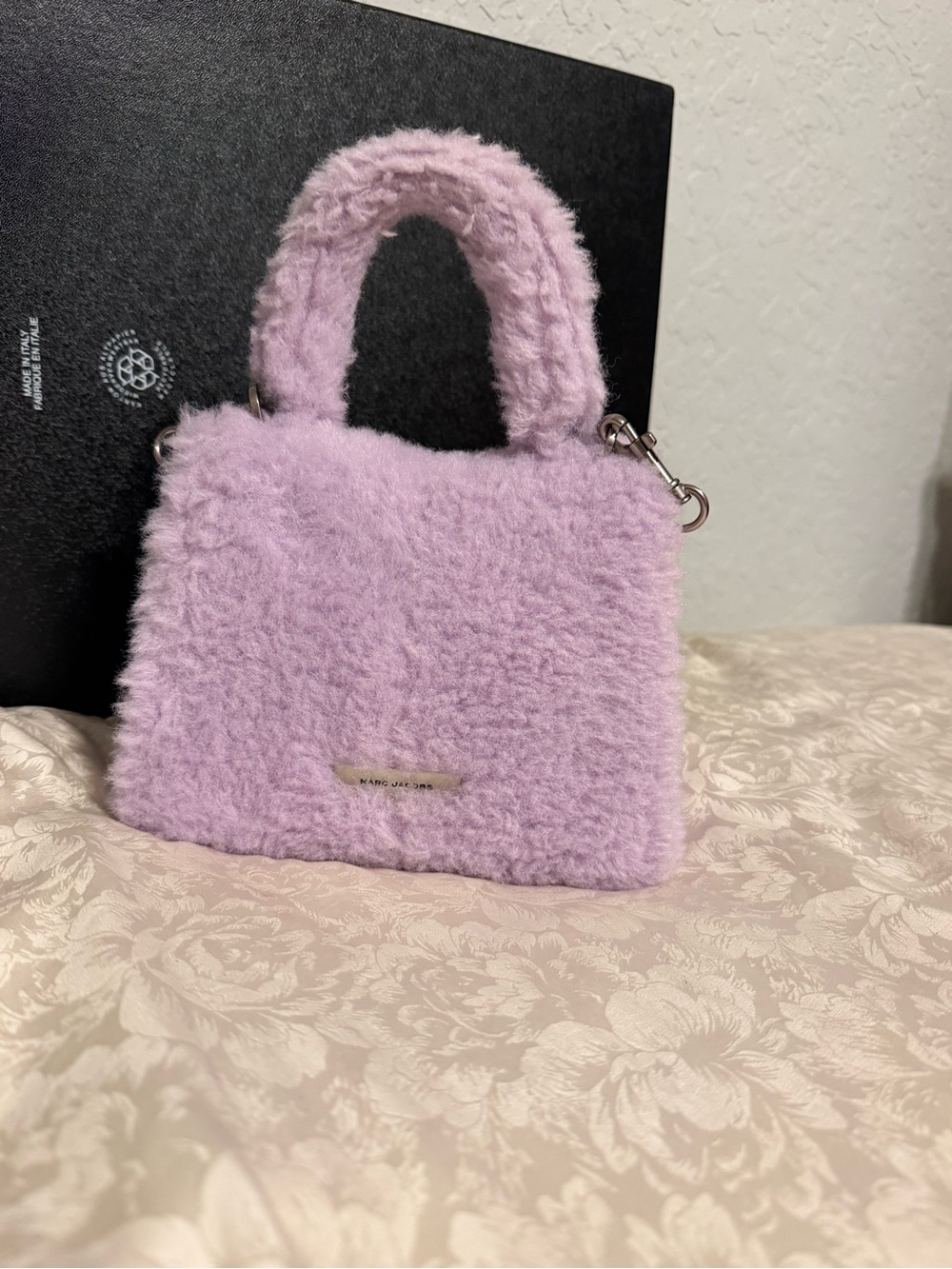 Marc Jacob’s Lavender Faux-Shearling Top-Handle Bag - Picture 2 of 9